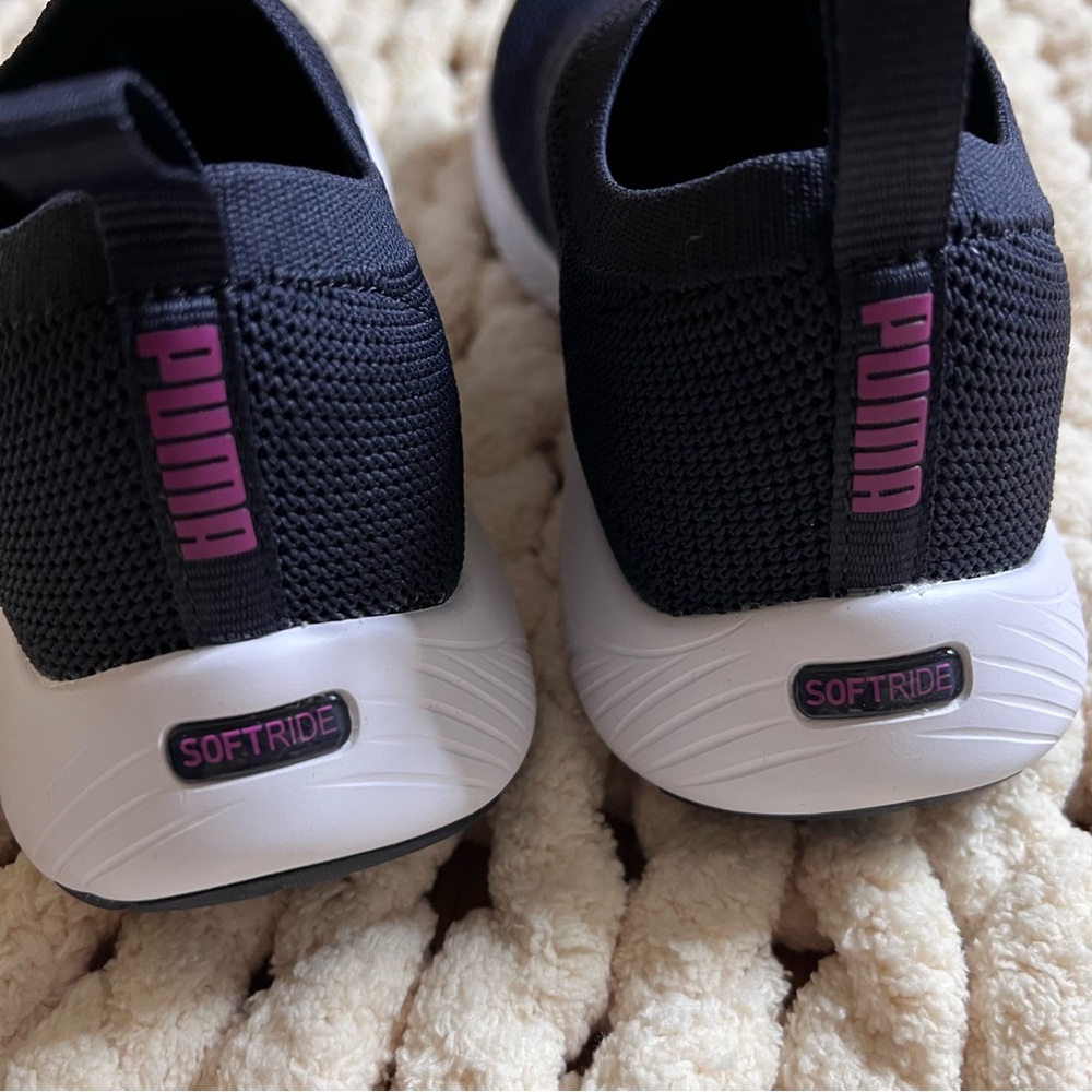 Puma slip on sneakers size 37 new - Picture 8 of 8